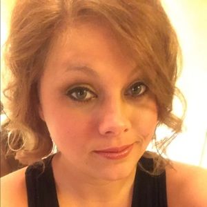 Meet your Posher, Chelsey